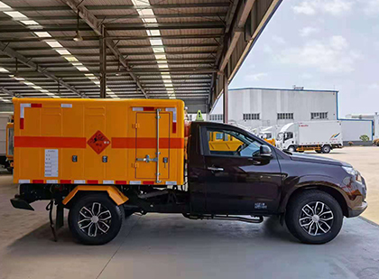 勐腊爆破器材运输车